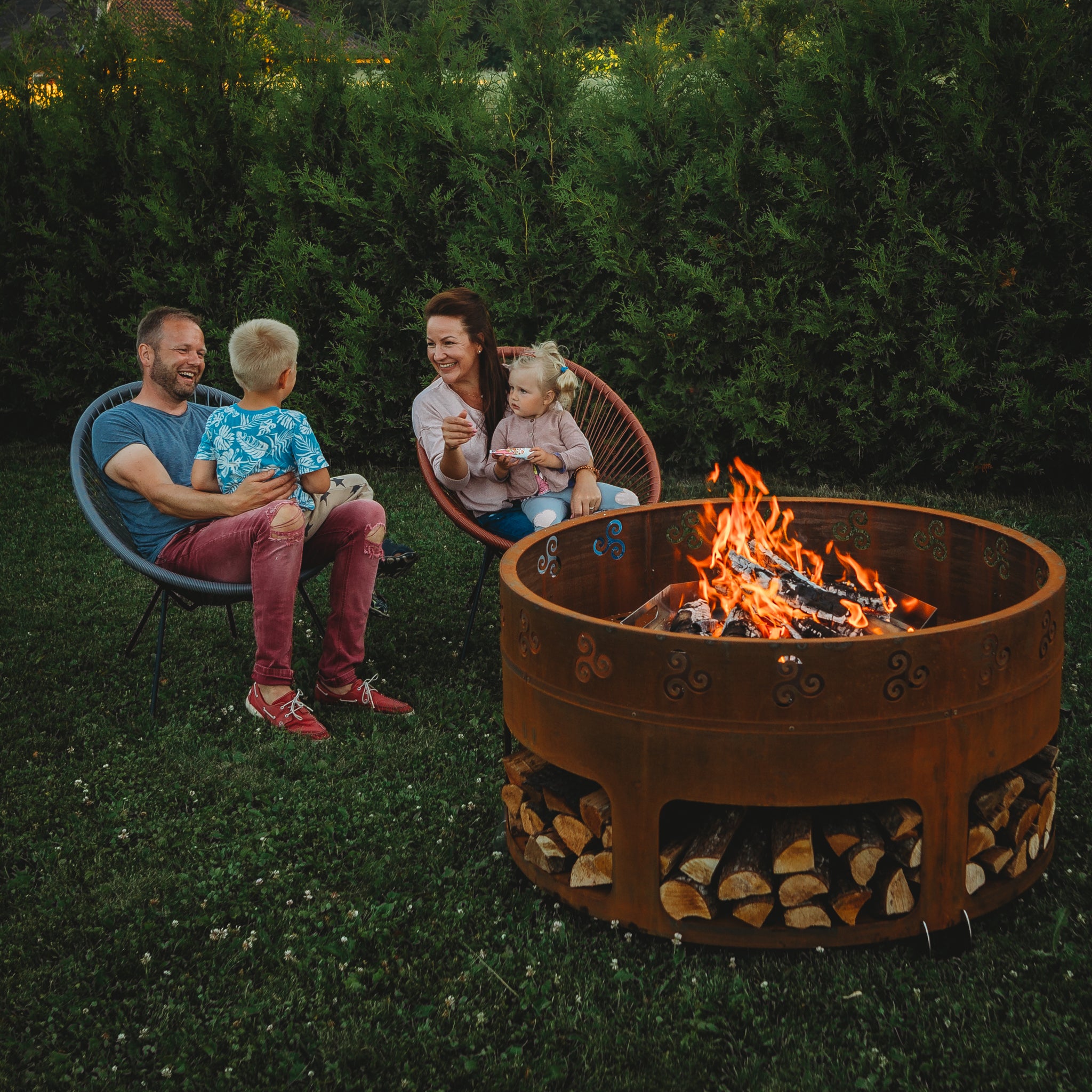 Grillsymbol Corten Steel Garden fire pit