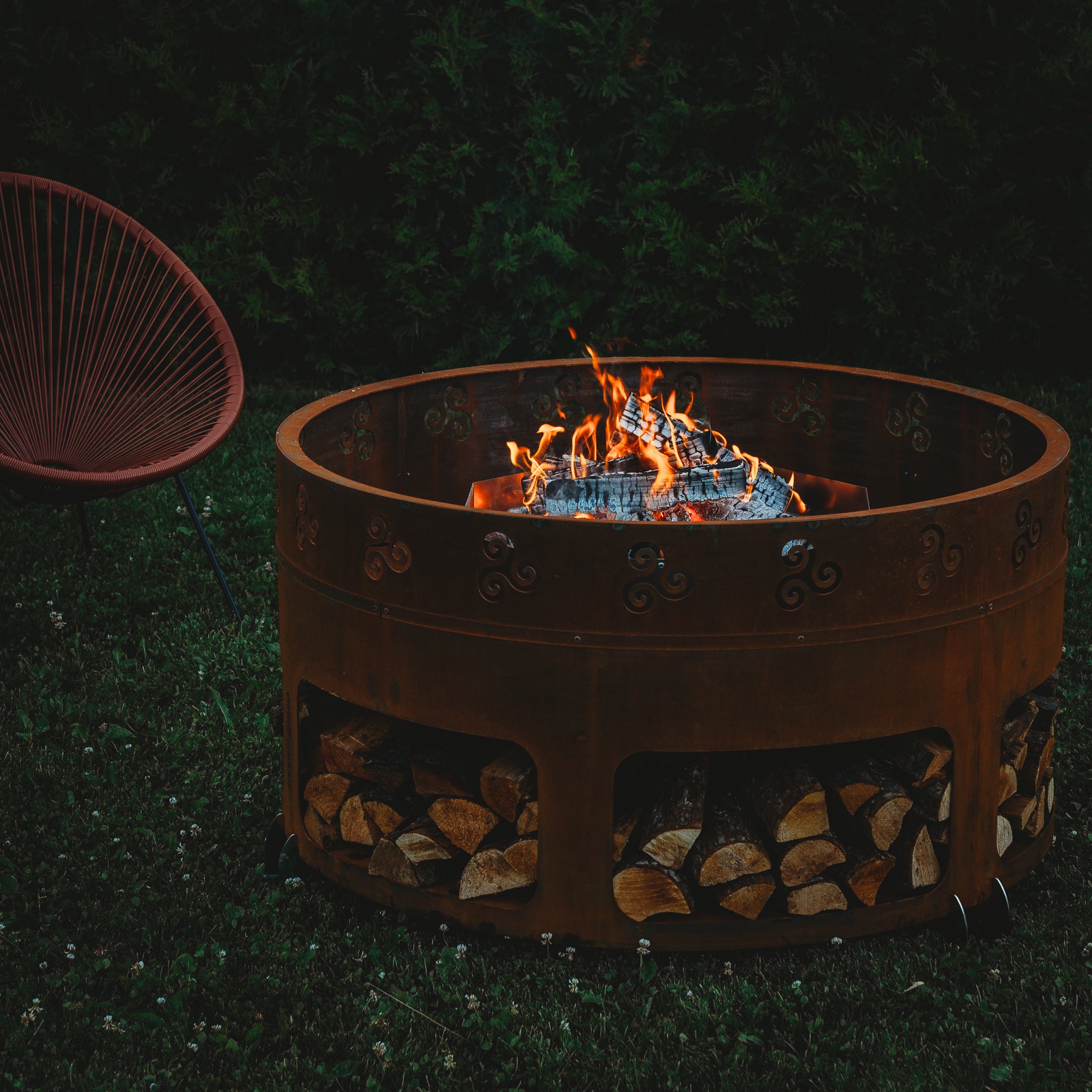 Grillsymbol Corten Steel Garden fire pit