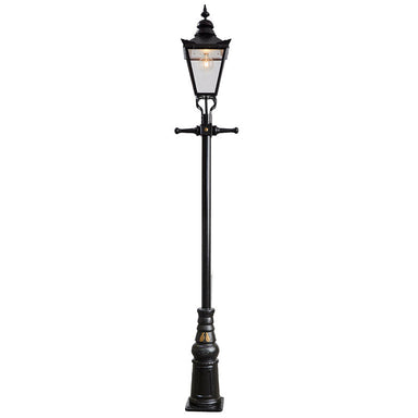 Traditional garden lamp posts 